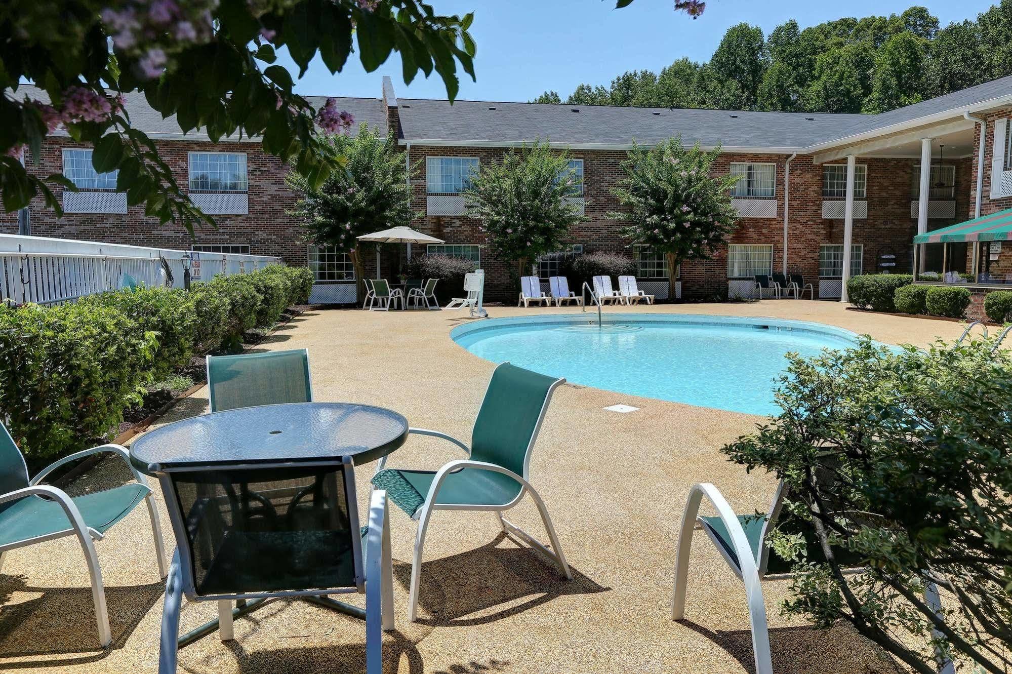 Country Inn & Suites By Radisson, Charlotte I-85 Airport, Nc Exterior photo